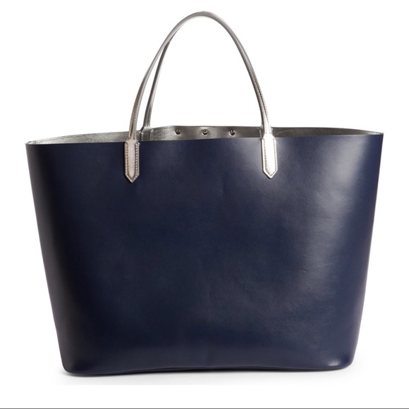 ♥️SOLD♥️ NWT AUTHENTIC Antigona Large Navy Tote - Picture 3 of 7